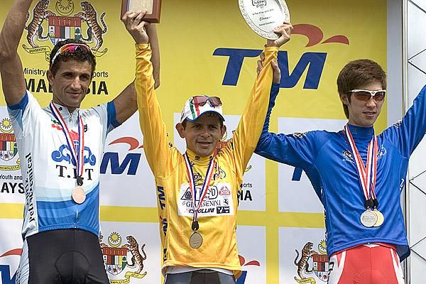 The final GC podium (l-r): Hossein Askari (3rd, Tabriz Petro Chemical Cycling), Jose Rujano (1st,ISD-Neri), and Hyo Suk Gong (2nd,Seoul Cycling).