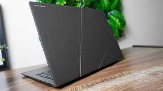 Asus Zenbook S 14