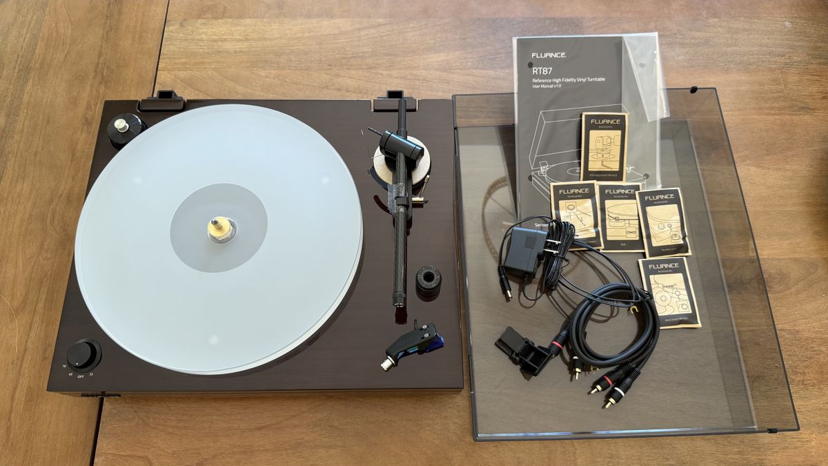 There's a bit of assembly required with the Fluance RT87