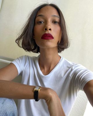 @tylynnnguyen wearing matte red lipstick