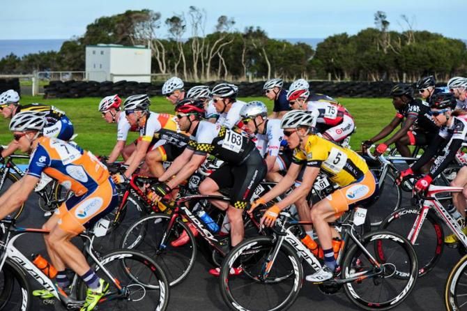 Stage 1 winner Anthony Giacoppo (Huon-Genesys) in the bunch