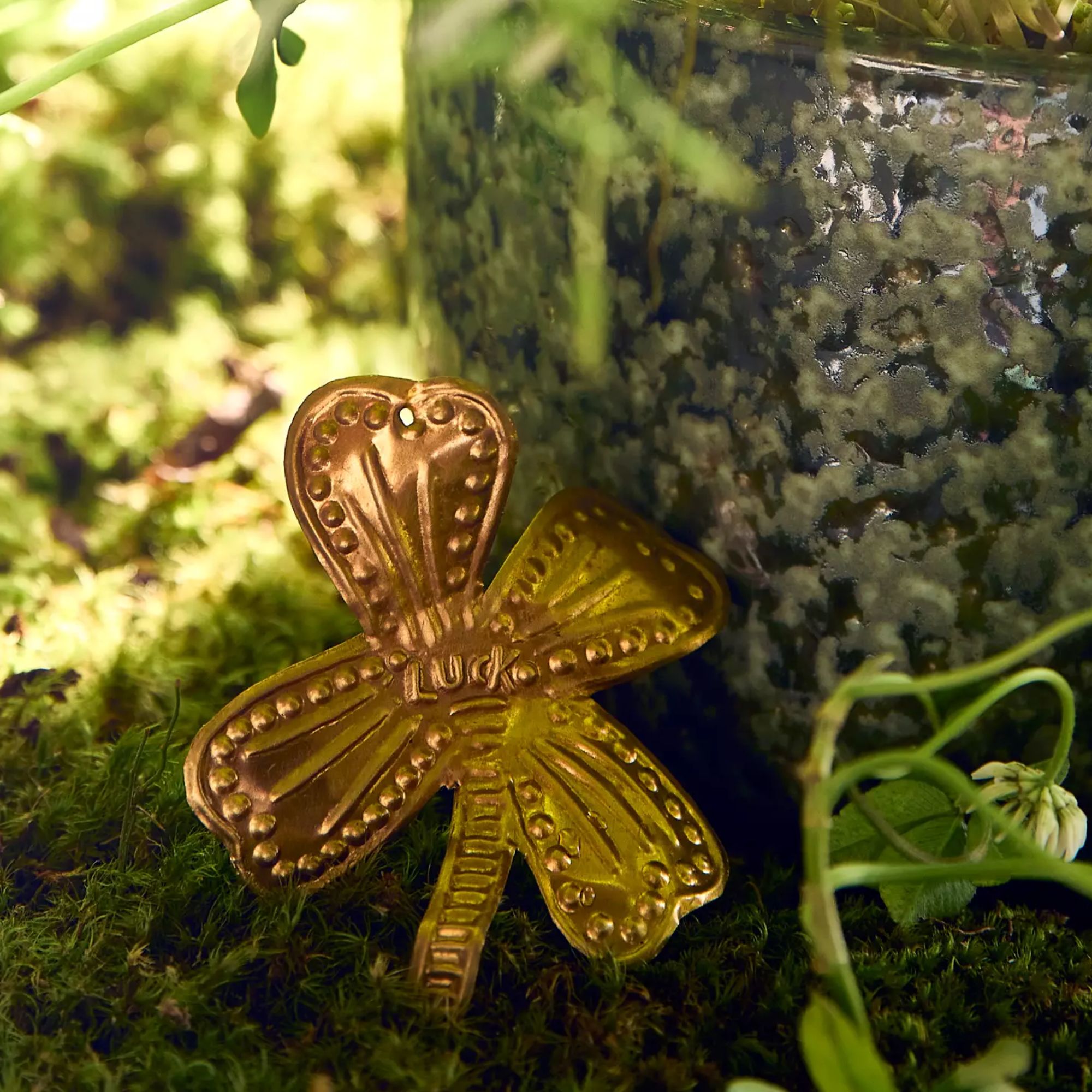 Clover charm