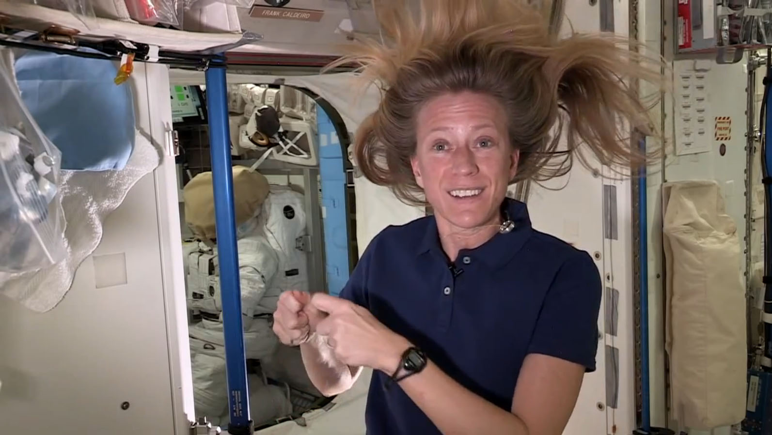 Astronaut Uses Single Strand Of Hair To Move In Zero G Video Space
