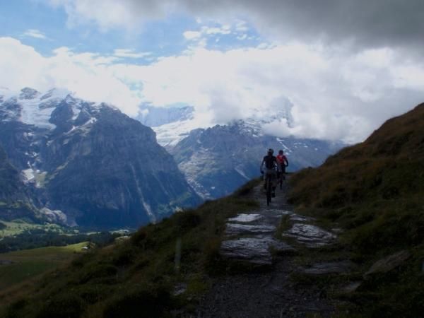 Climbing toward the top of 2700m