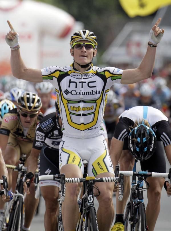 Andr&eacute; Greipel (HTC-Columbia) couldn't be caught by Norway's Edvald Boasson Hagen (Sky Professional Cycling Team).