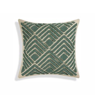 Coussin Tribeca against a white background. 