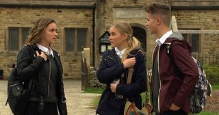 Jacob Gallagher, Leanna Cavanagh and Gabby Thomas miss the bus and worry about missing school. A scheming Leanna tells them she has an idea in Emmerdale.