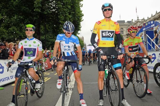 The four leaders jerseys on the start line