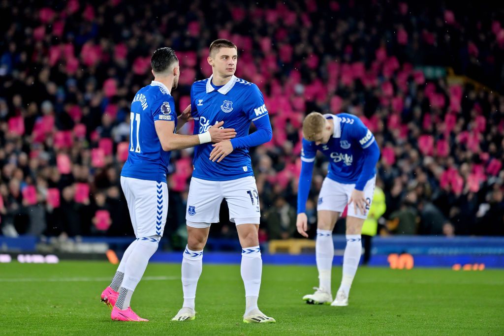 Vitalii Mykolenko (C) of Everton during the Premier League match between Everton FC and Manchester United at Goodison Park on November 26, 2023 in Liverpool, England.(Photo by Tony McArdle/Everton FC via Getty Images)