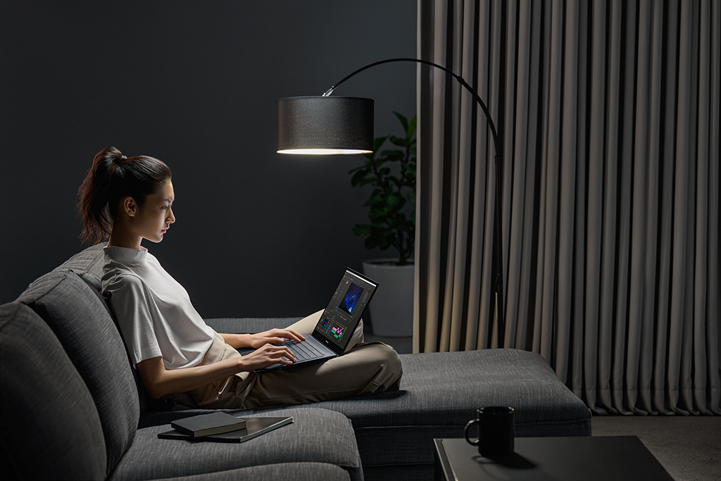 Zenbook Pro 17 OLED