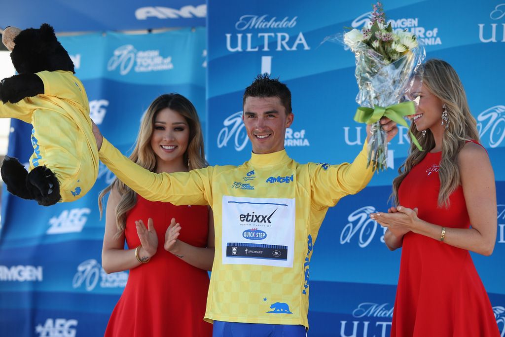Julian Alaphilippe (Etixx Quickstep) keeps the yellow jersey