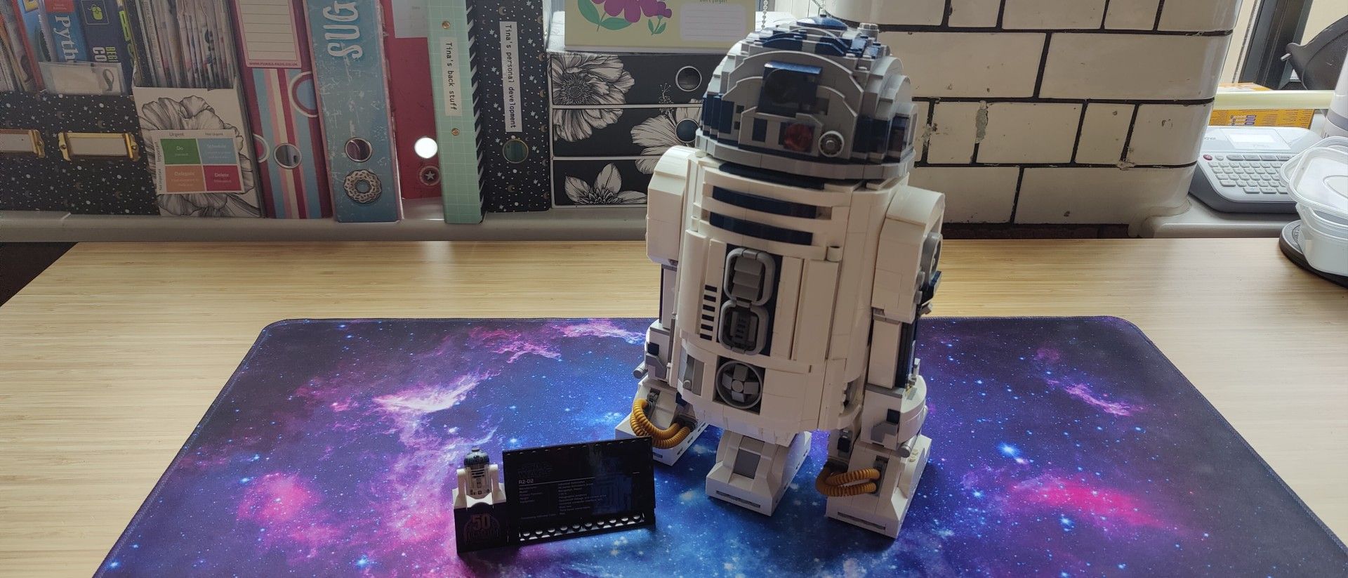 Lego Star Wars R2-D2 review | Space