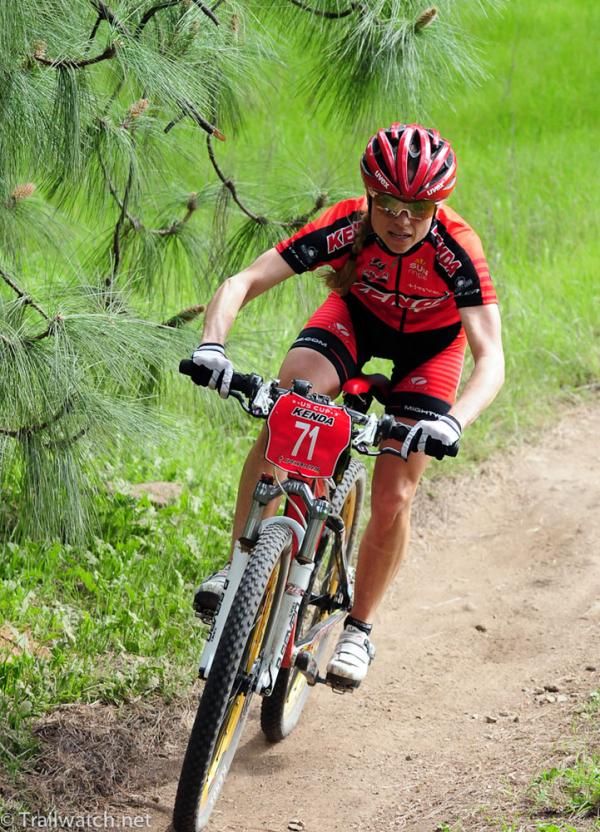 Judy Freeman (Kenda Felt) on a fast descent