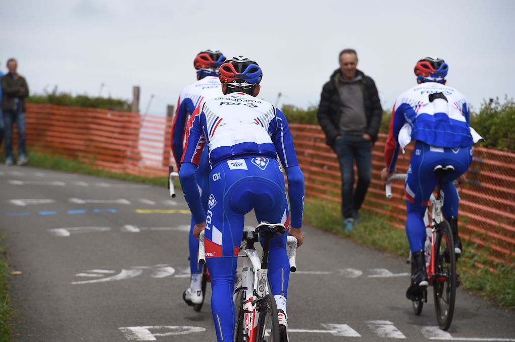 Groupama-FDJ riders climb La Redoute