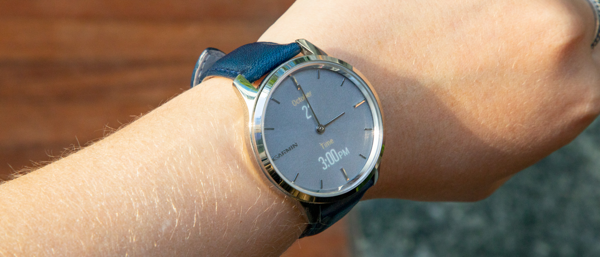 Garmin Vivomove review: The fitness watch you can wear to a wedding - CNET