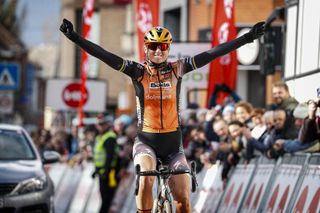 Chantal van den Broek-Blaak wins Le Samyn des Dames