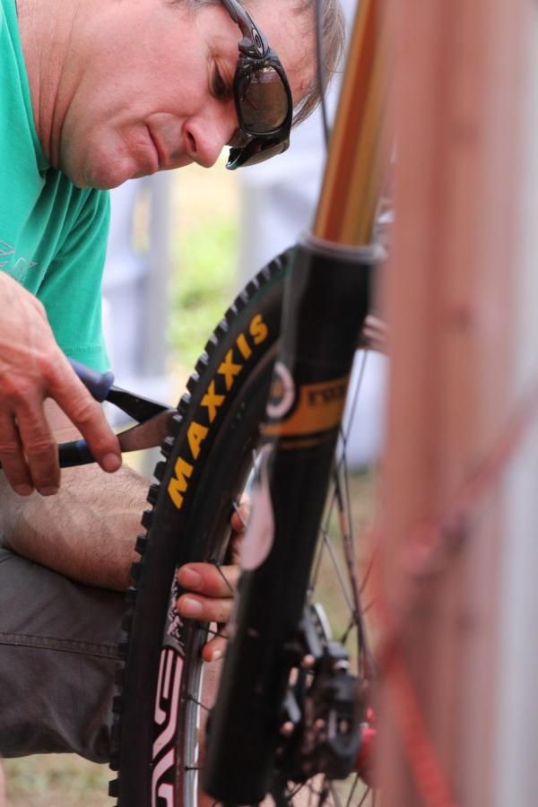 Delicate tire modification work