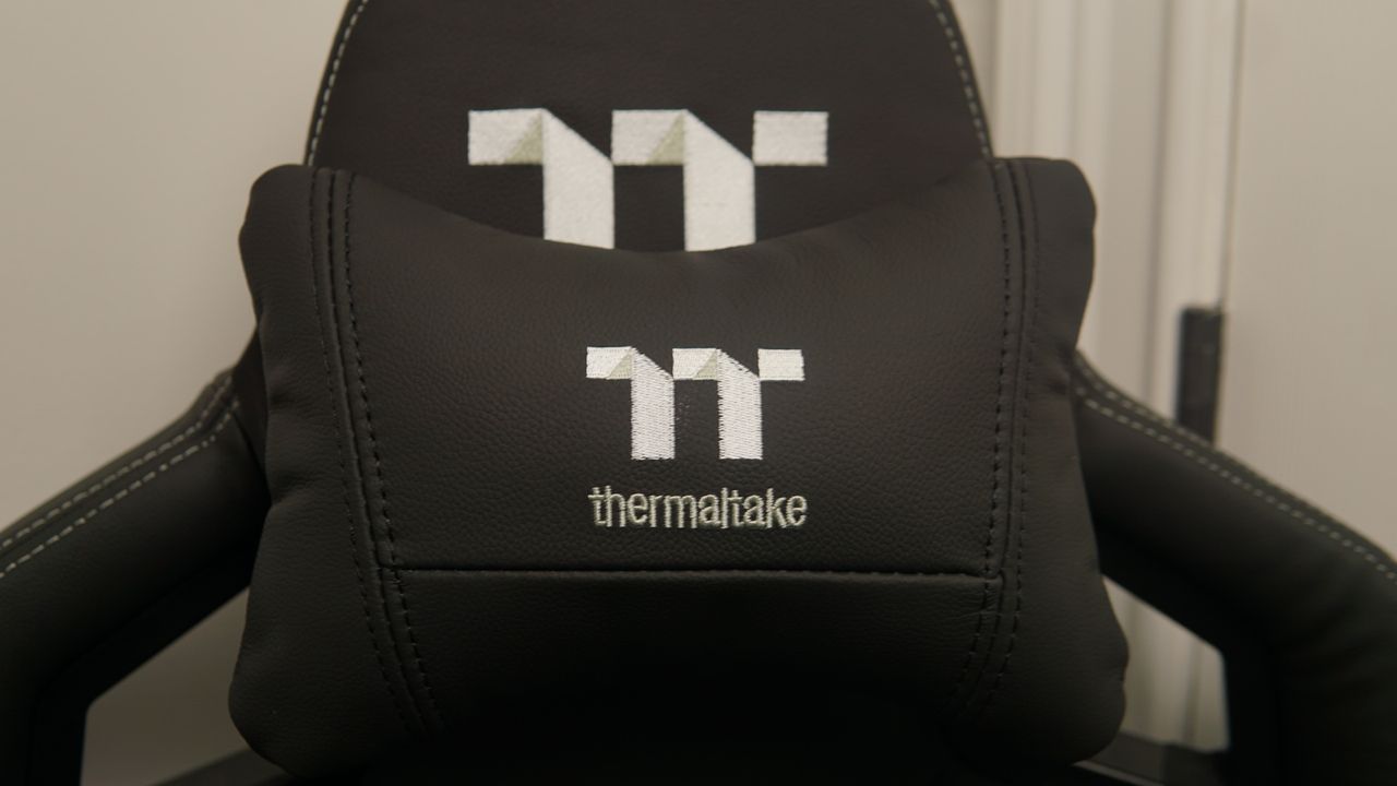 Thermaltake X Fit Real Leather Gaming Chair