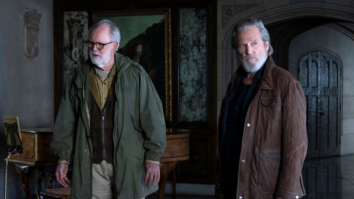 John Lithgow and Jeff Bridges in The Old Man on Hulu