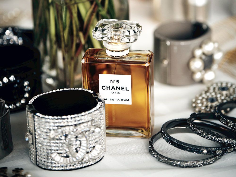 Photo of the new Chanel No5 Bottle