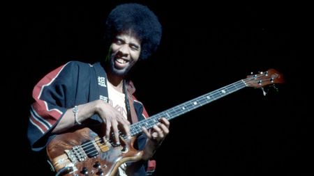 CIRCA 1970: Photo of Stanley Clarke Photo by Tom Copi/Michael Ochs Archives/Getty Images
