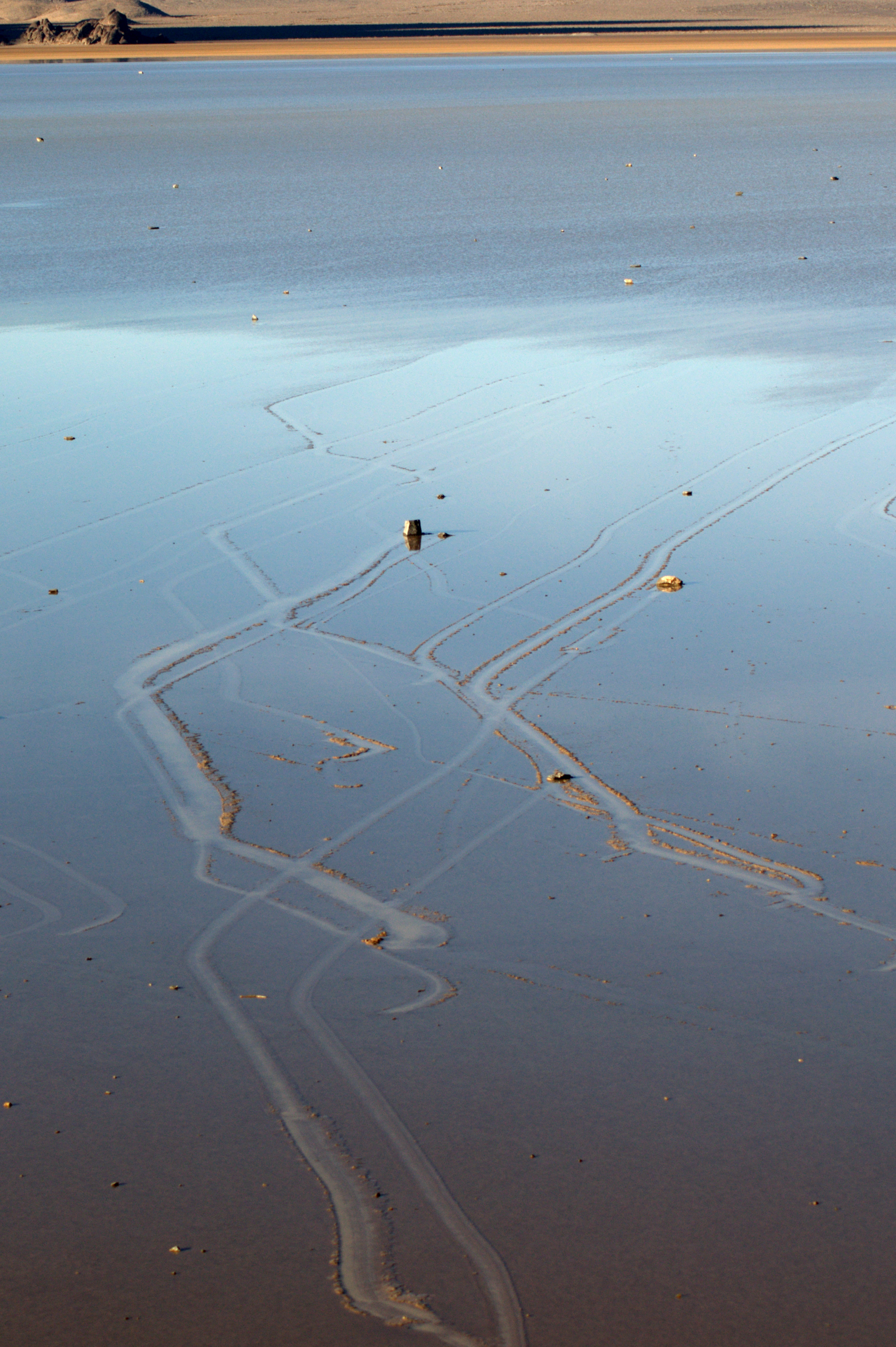 Racetrack Playa rock trails
