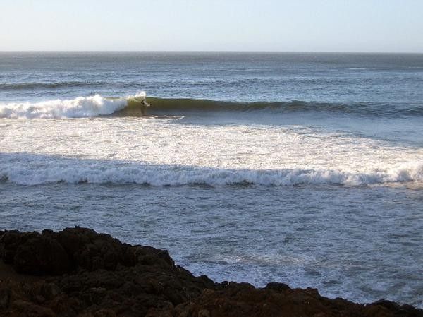 Even surf breaks
