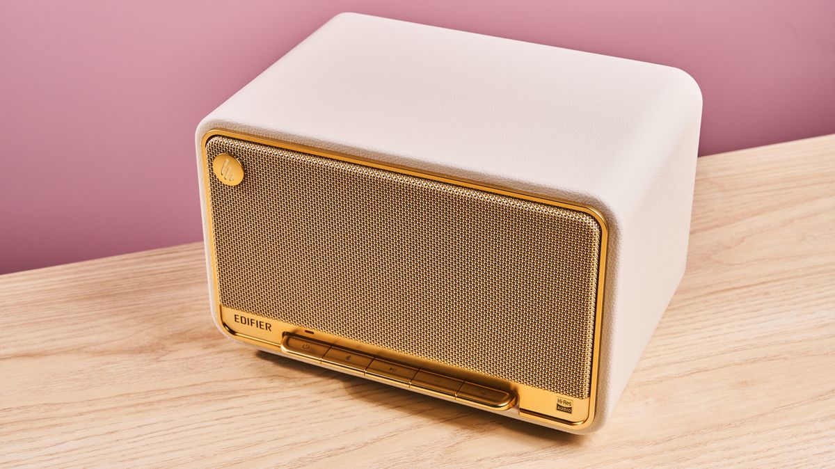 Edifier D32 review: a retro-look wireless speaker that supplies ...