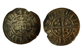 A front-and-back view of a penny from the reign of Edward I 