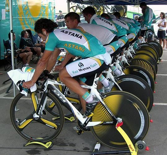Team Astana gets some sweat up
