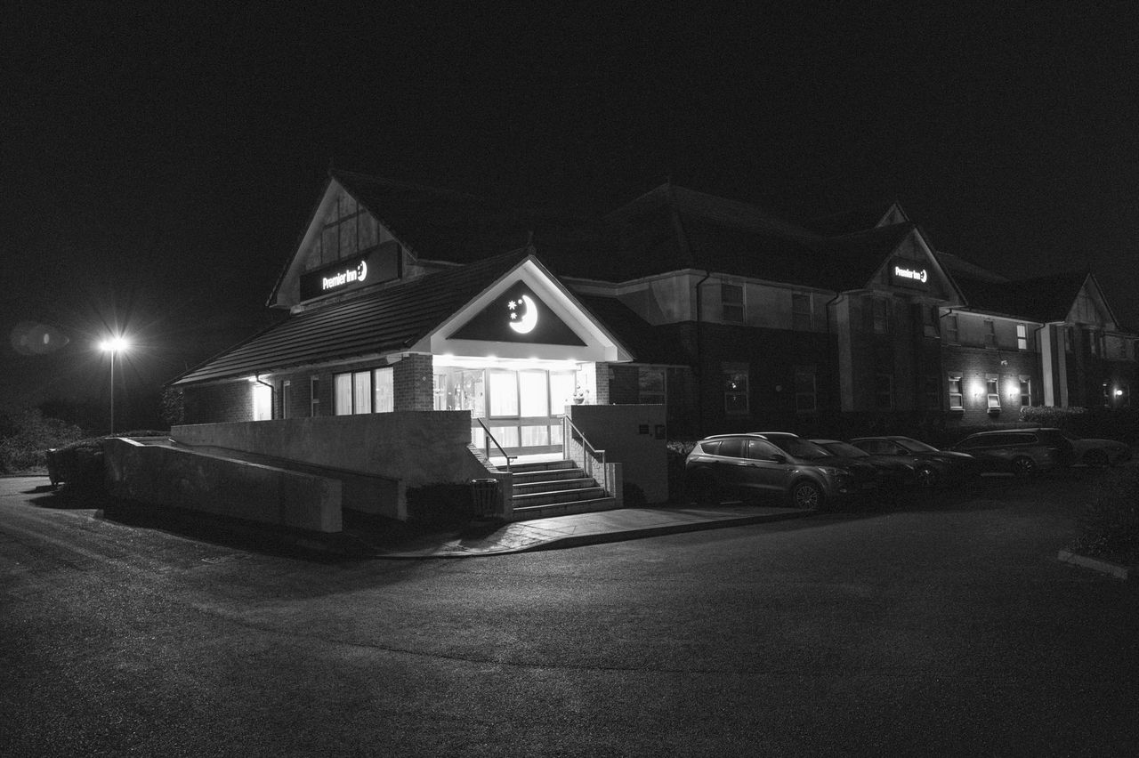 Leica Q3 Monochrom sample gallery: outside a hotel at night