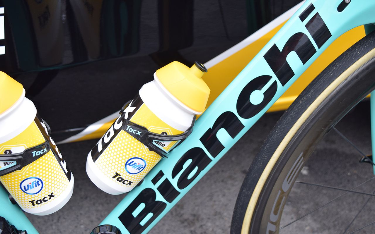 The iconic Bianchi celeste is complemented with matching Tacx Ciro bottle cages