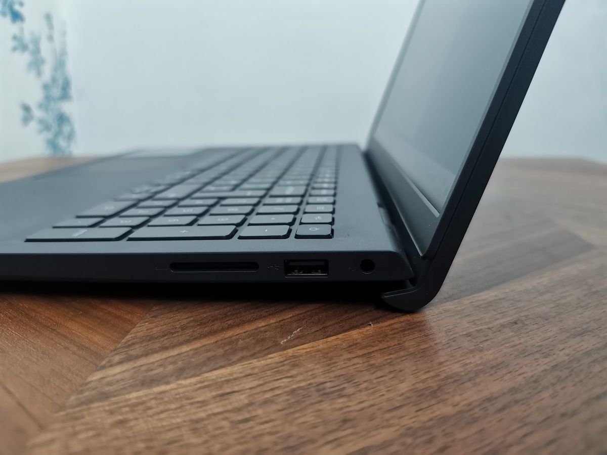 Dell Inspiron 15 3000