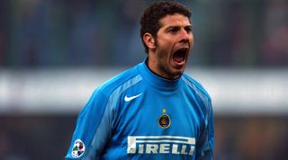 MILAN, ITALY - NOVEMBER 28: Francesco Toldo of Inter Milan reacts during the Serie A match between Inter Milan and Juventus at the Stadio Giuseppe Meazza on November 28, 2004 in Milan, Italy. (Photo by Etsuo Hara/Getty Images)