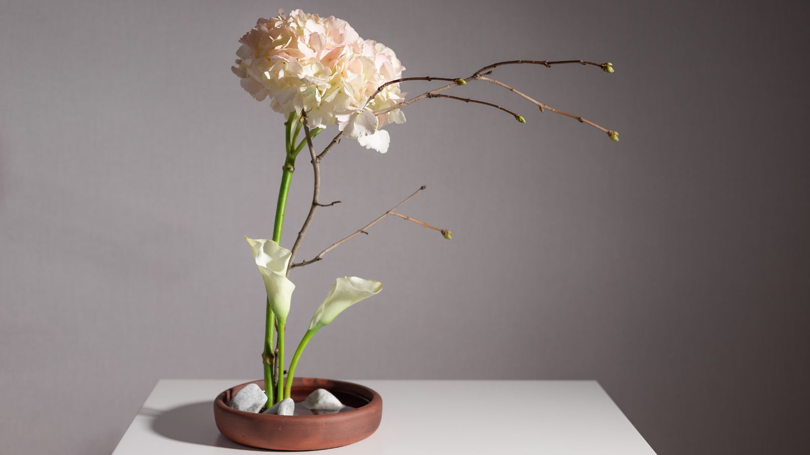 What is ikebana? A florist explains, and shows how to do it |