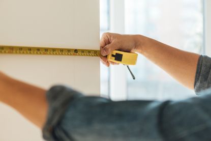 How to read a deals tape measure in cm