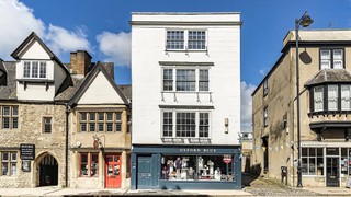 Grade II townhouse in Oxford.