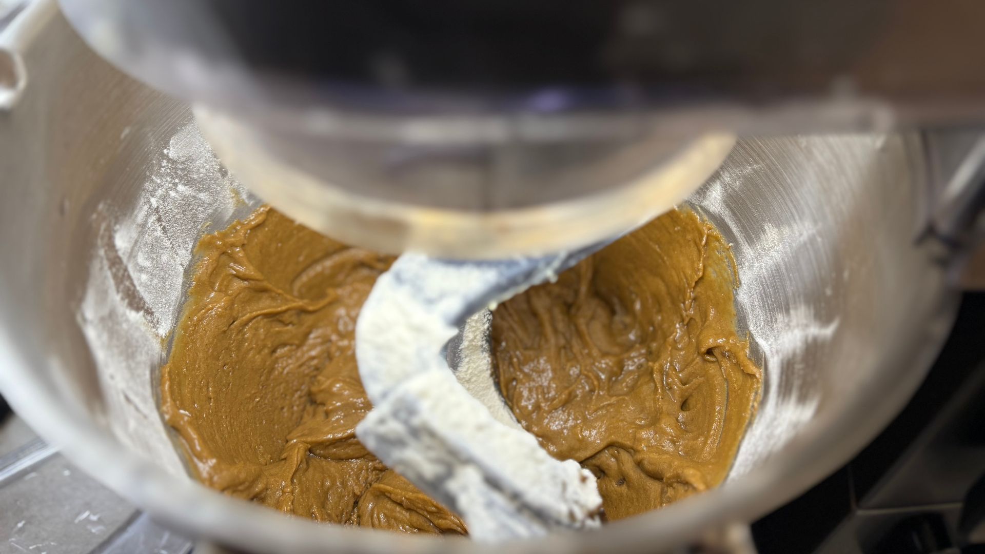 Testing the Kenwood Cooking Chef Stand Mixer by making gingerbread