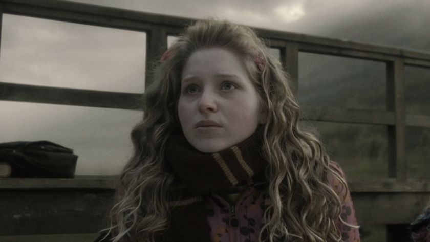 Lavender Brown watching Ron&#039;s Quidditch try-out.