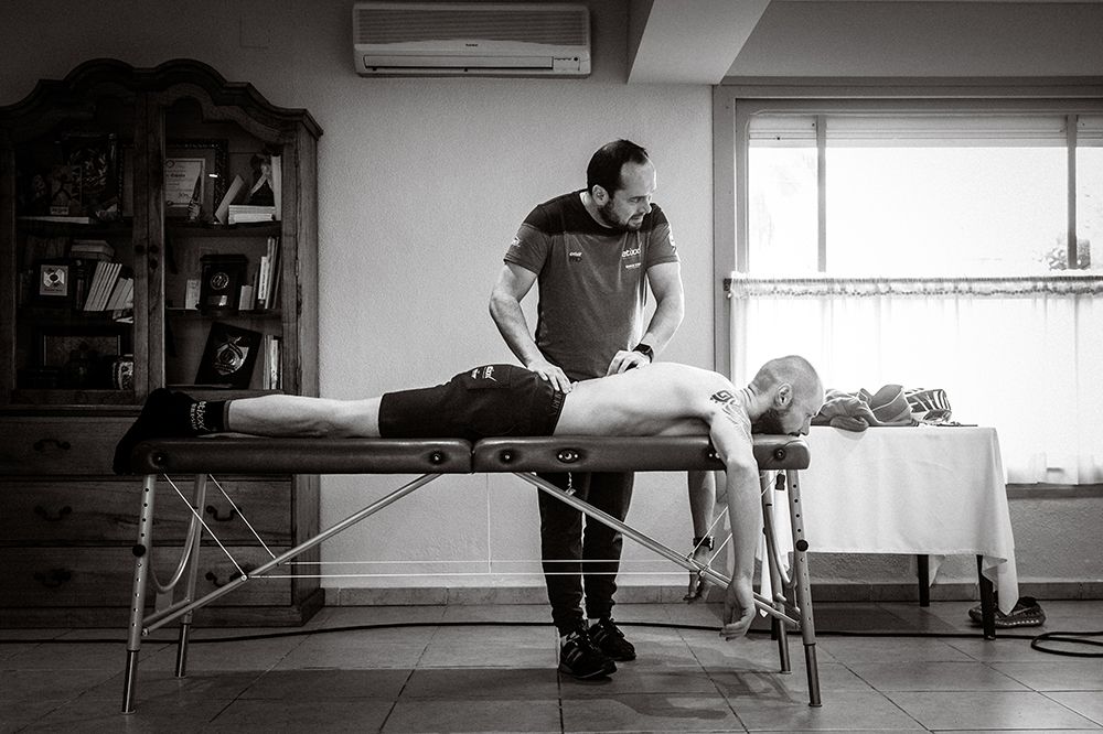 Tom Boonen relaxes during a massage