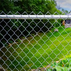 chainlink fence in backyard 
