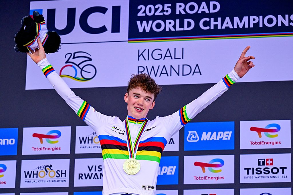 2025 Road World Championships: Hudson celebrates his victory