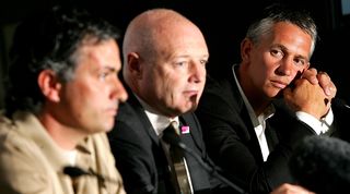 Jose Mourinho, Peter Kenyon and Gary Lineker in 2005.
