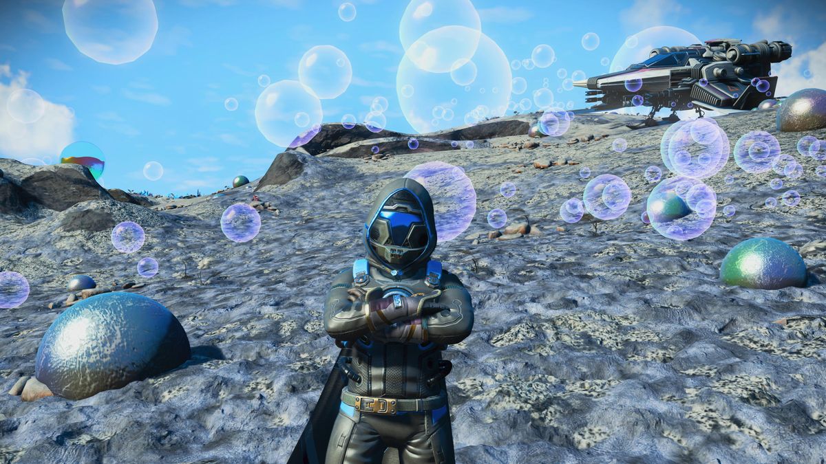 Someone posing on an alien planet in No Man&#039;s Sky version 5.0