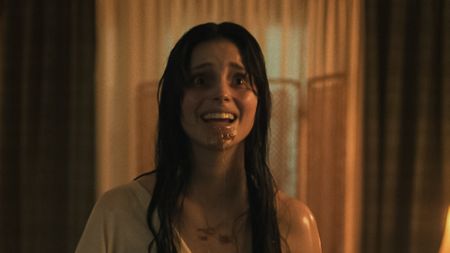 Inde Navarrette as Nikki in Obsession