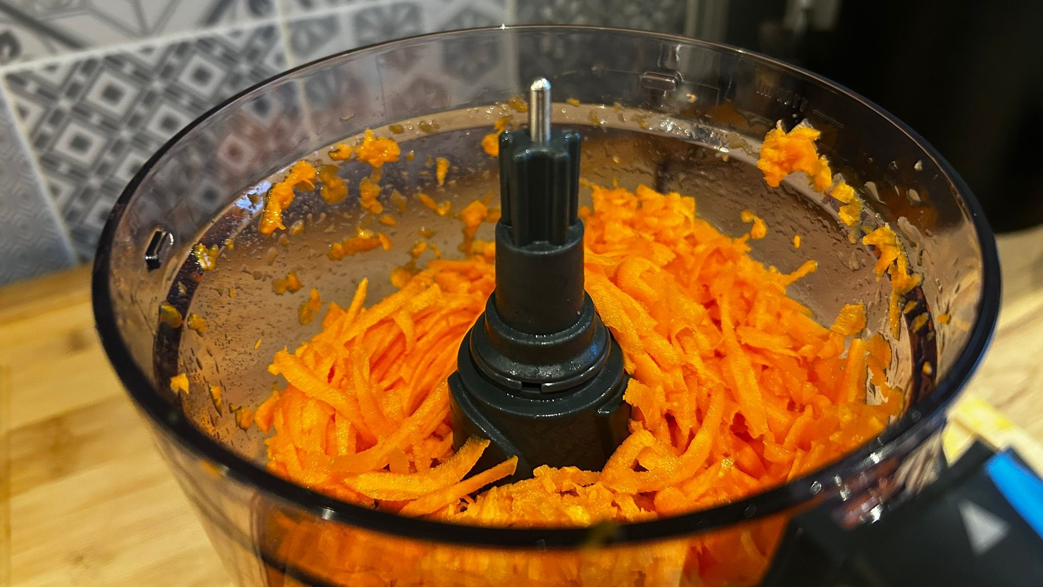 Carrot shredded using Cuisinart Flexprep 1.1L food processor