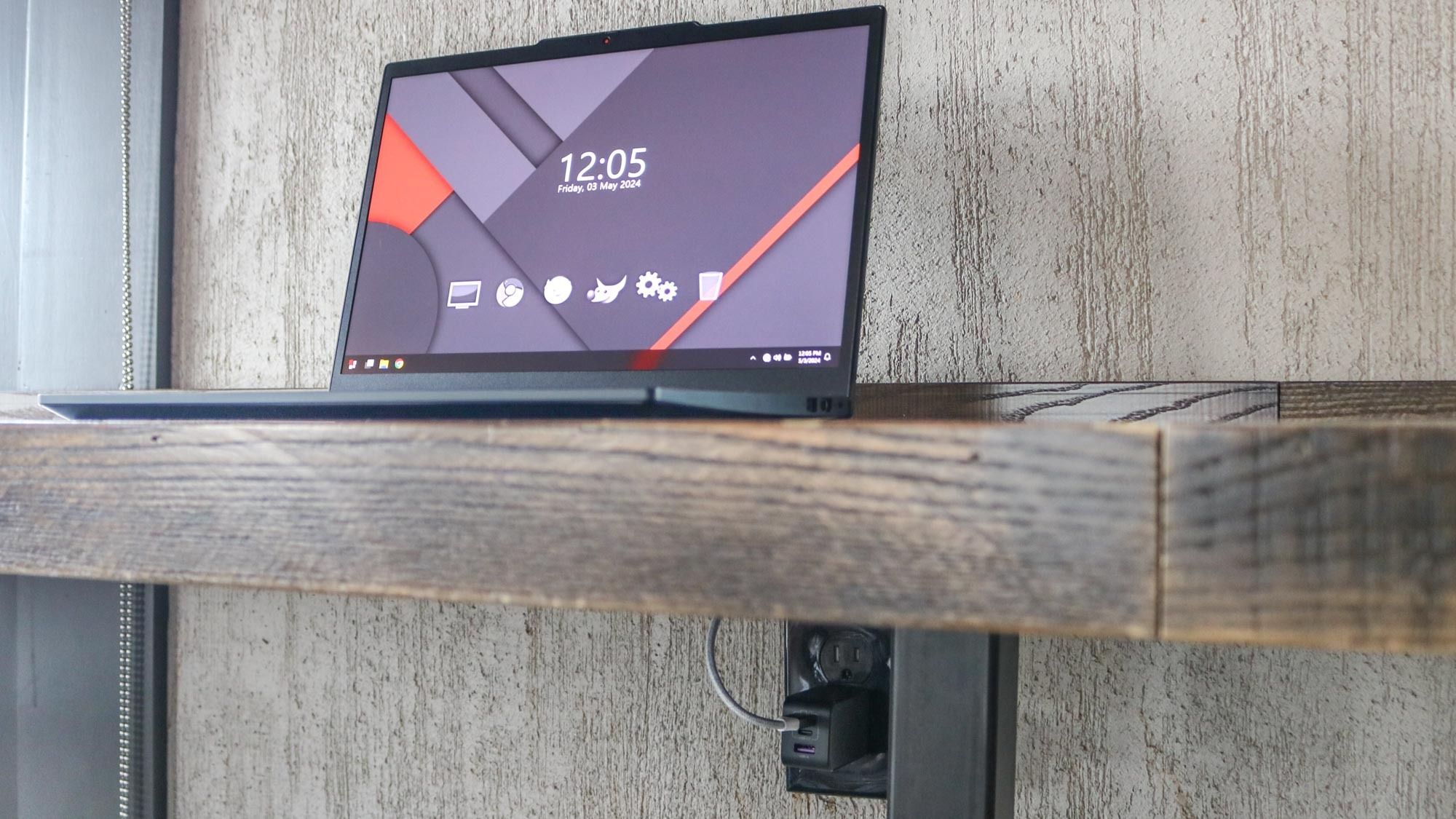 This GaN charger let me finally ditch my bulky laptop charger for good