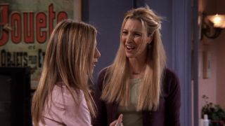 Phoebe smiling at Rachel in Friends