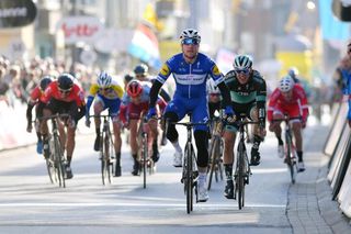 Elia Viviani wins the 2018 Driedaagse De Panne-Koksijde