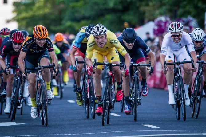 Serghei Tsvetkov (Jelly Belly) leads the sprint to the line.